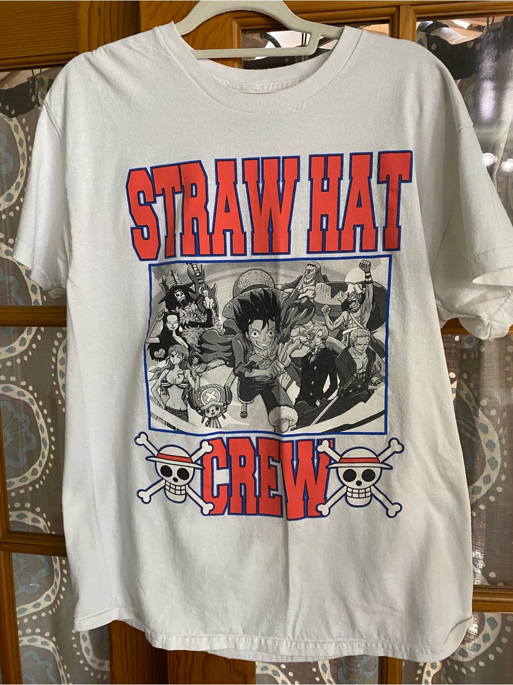 ONE PIECE Straw Hat Crew Graphic Tee - 100% cotton Size L. Pre-owned
